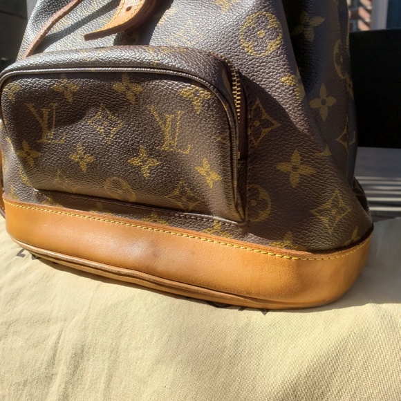 LOUIS VUITTON MONTSOURIS MM backpack - Picture 3 of 8